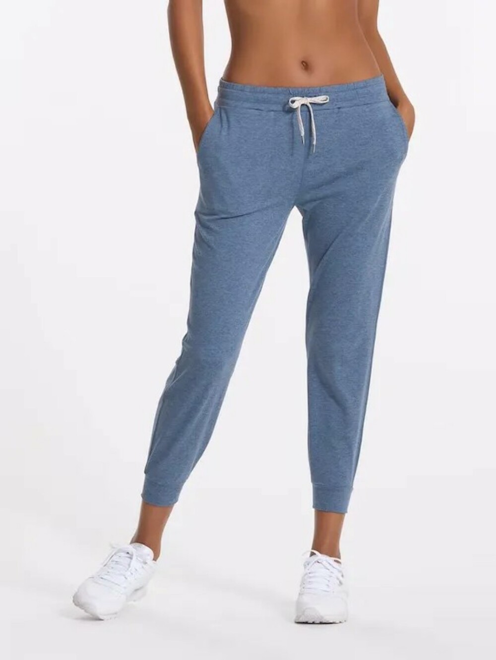 Vuori - Women's Performance Jogger in Light Azure Heather